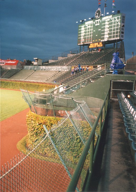 Wrigley Field RF corner